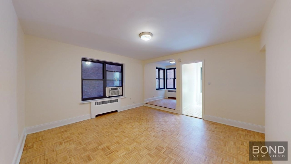 124 East 24th Street - Photo 0