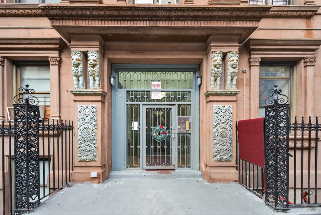 545 West 148th Street - Photo 7