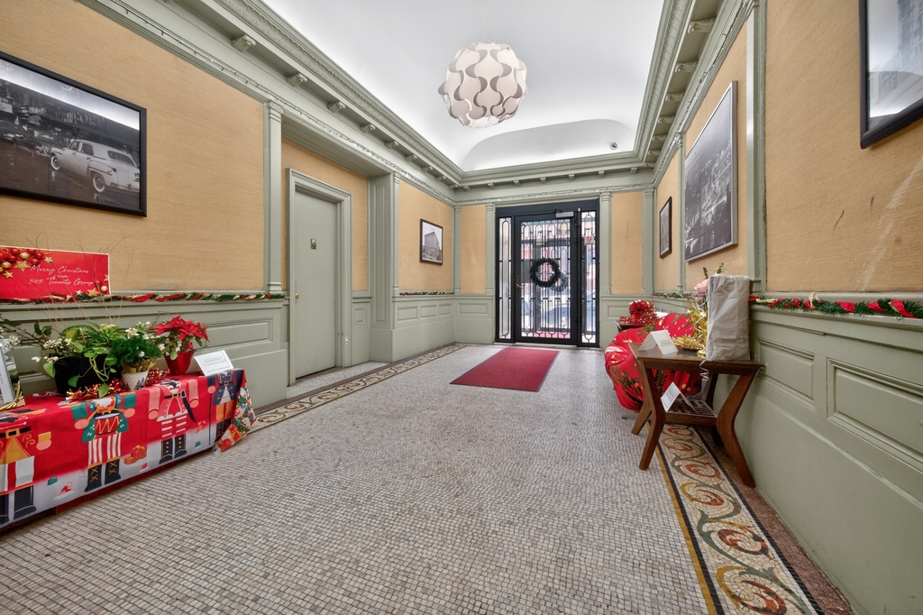 545 West 148th Street - Photo 6