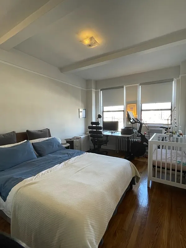 West 106th Street - Photo 4