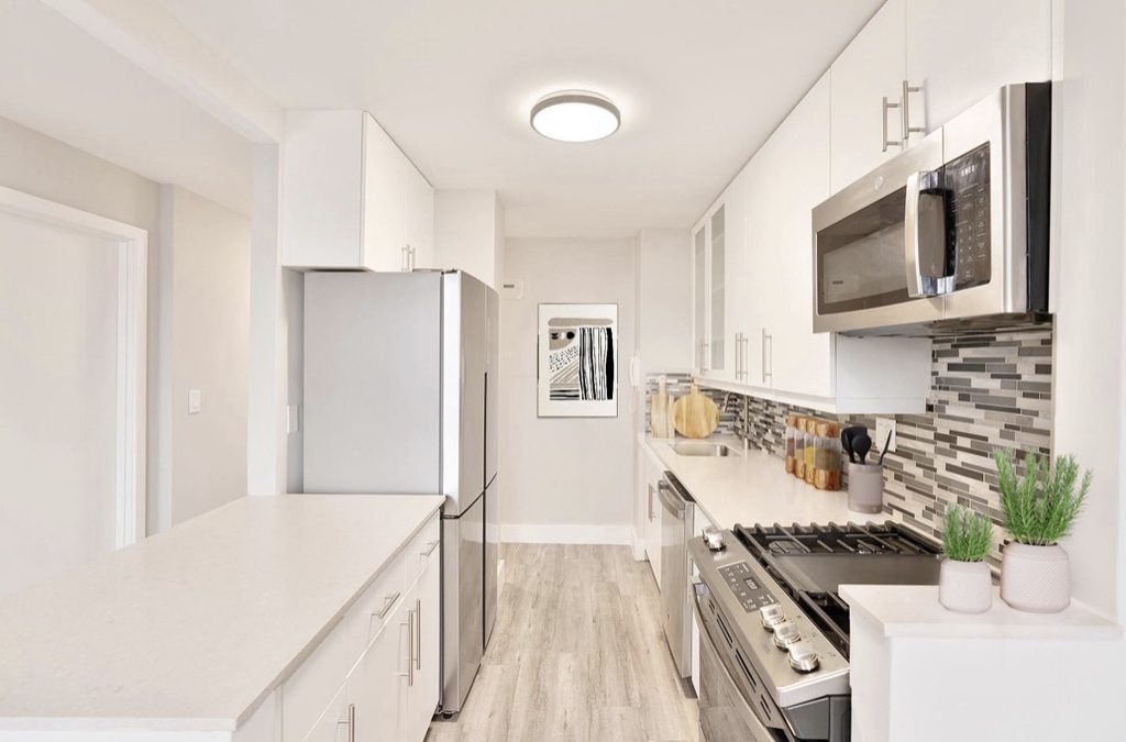480 2nd Avenue - Photo 3