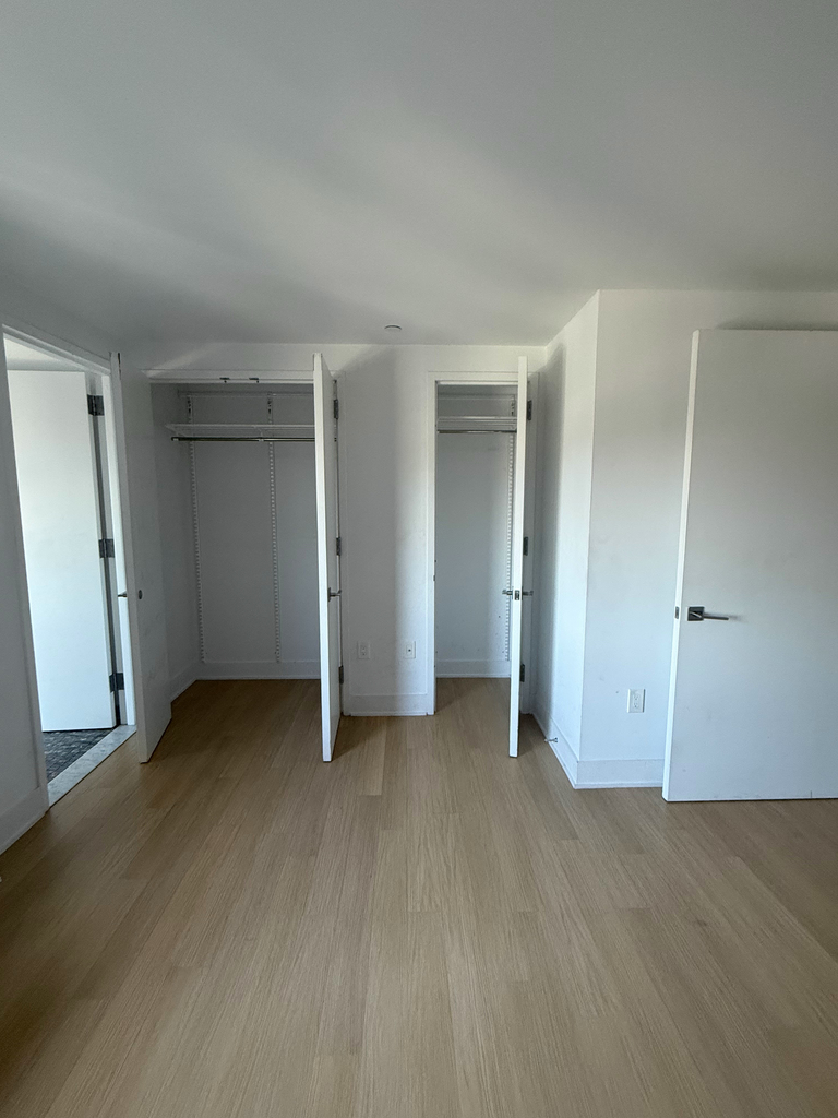 662 Pacific Street - Photo 5