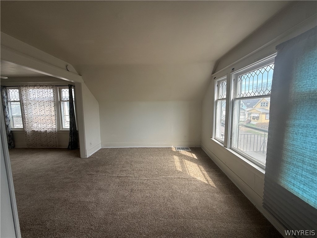 216 Newburgh Avenue - Photo 4