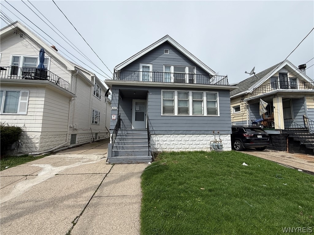 216 Newburgh Avenue - Photo 0