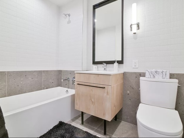 160 Clarkson Avenue - Photo 6