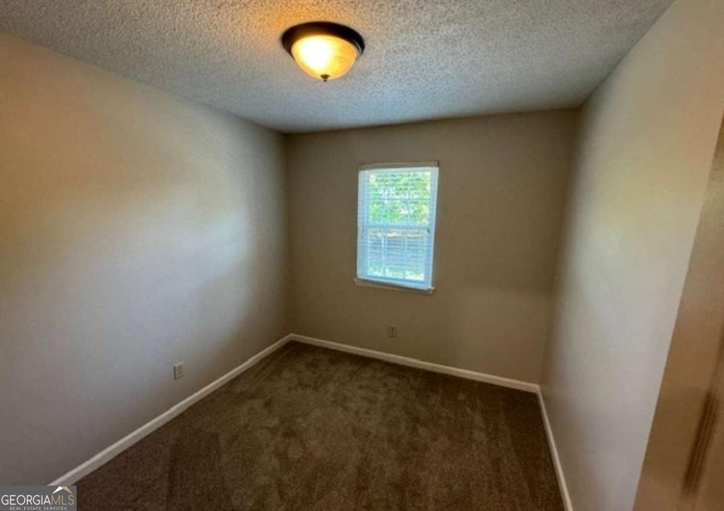 37 Mcintosh Parkway - Photo 5