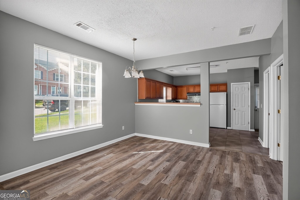 132 Hawkeye Lane - Photo 2
