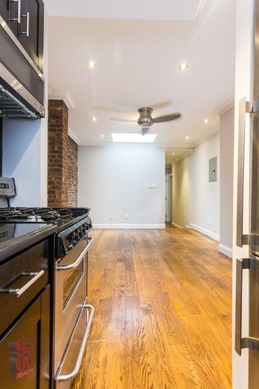 West 53rd Street - Photo 4