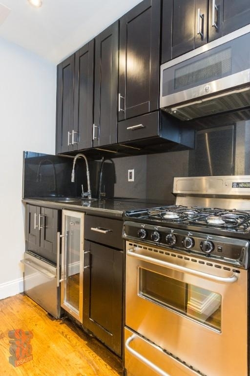 West 53rd Street - Photo 3