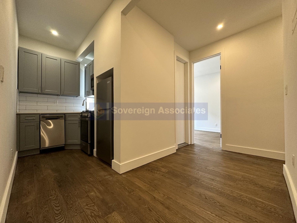 45 Tiemann Place - Photo 4