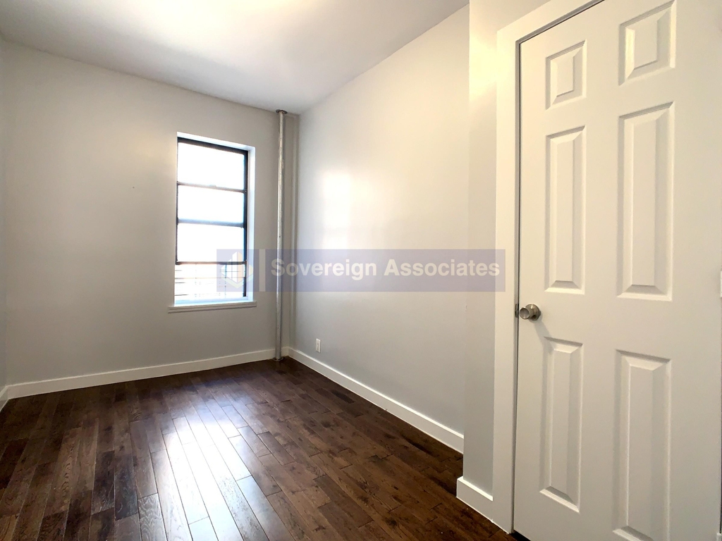14 Thayer Street - Photo 2