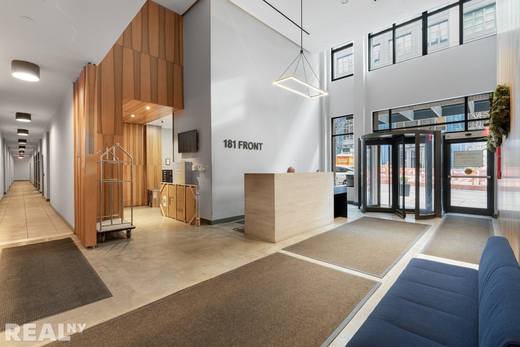 Front Street - Photo 8