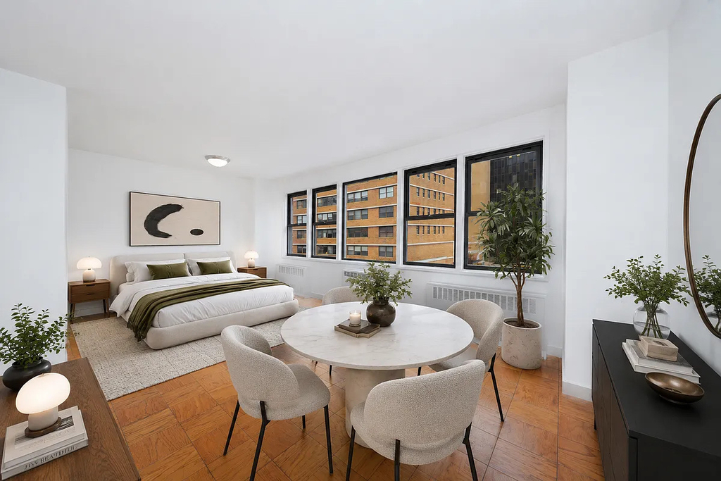 236 East 36th Street - Photo 1