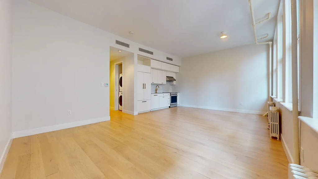448 Broome Street - Photo 9