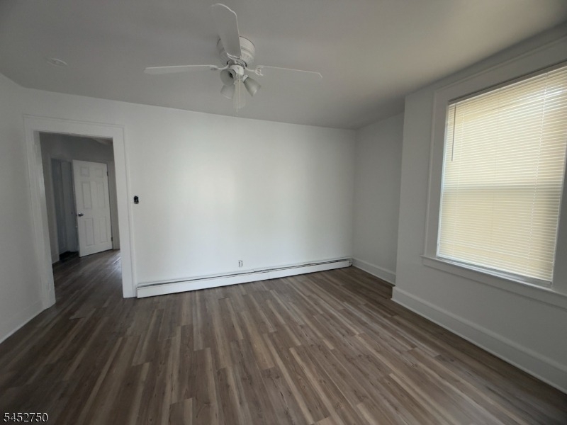 545 Newark Ave - Photo 7