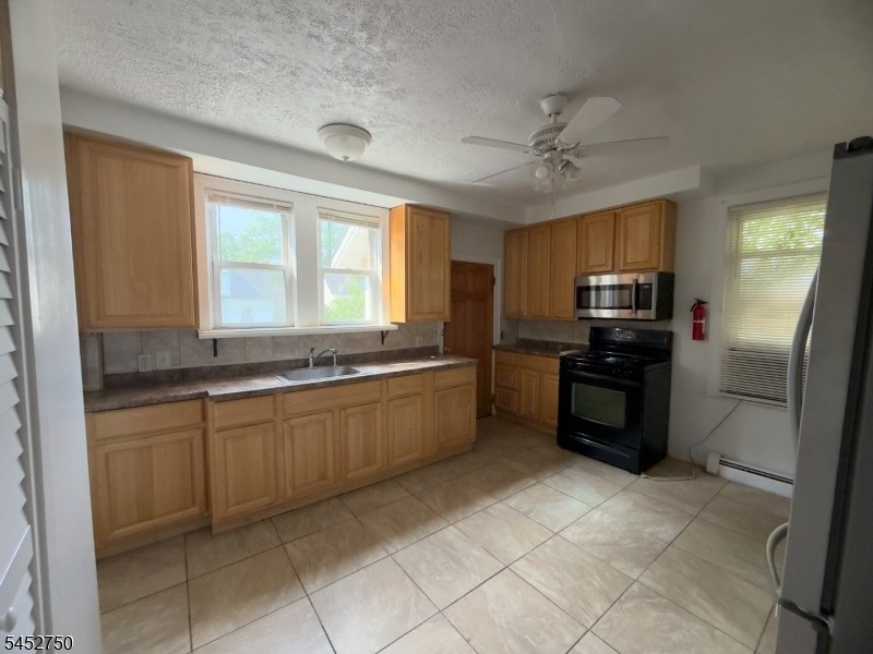 545 Newark Ave - Photo 14