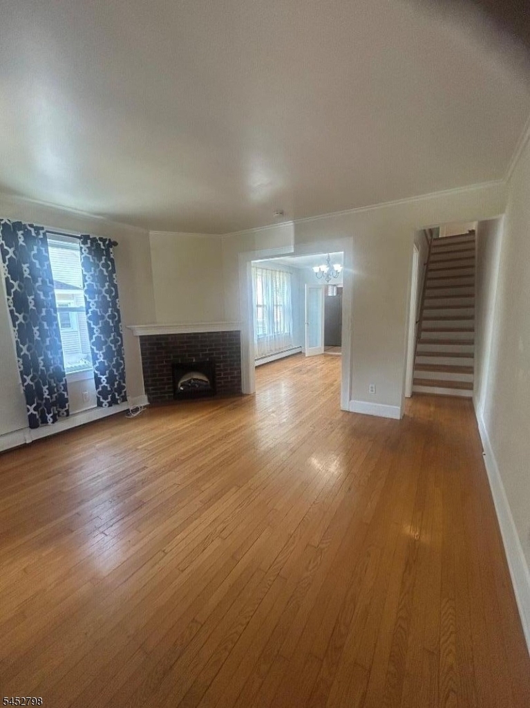 17 Codington Pl - Photo 3
