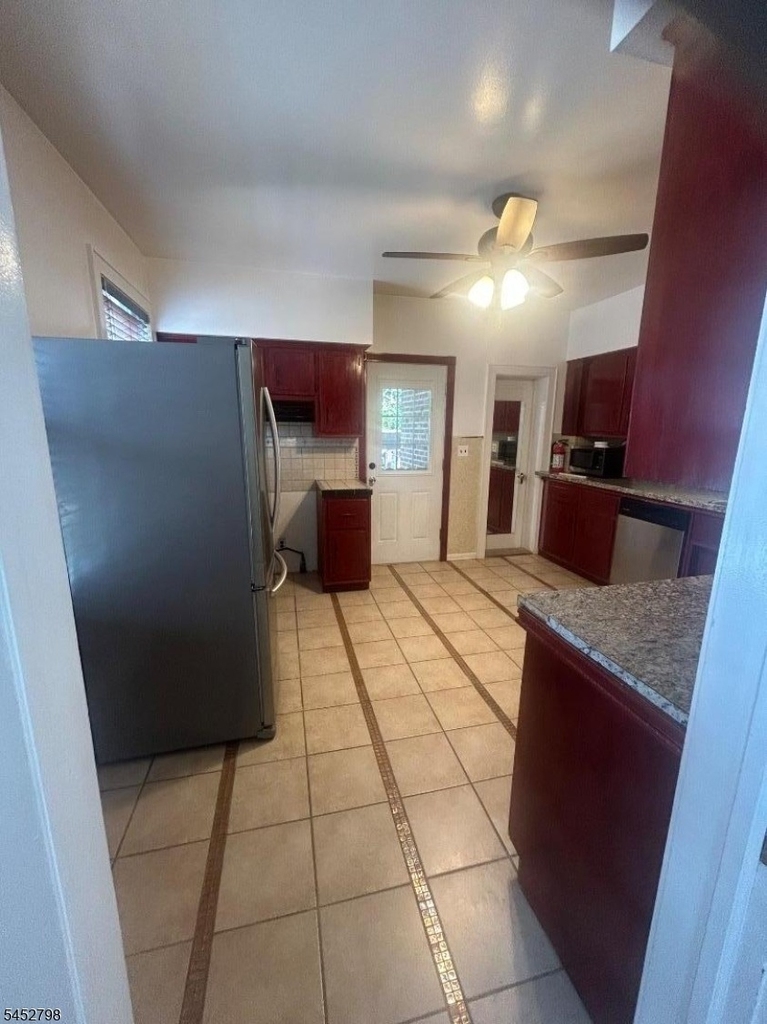 17 Codington Pl - Photo 9