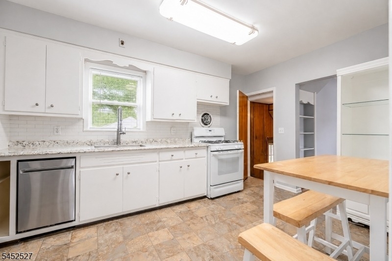 305 Manning Ave - Photo 7