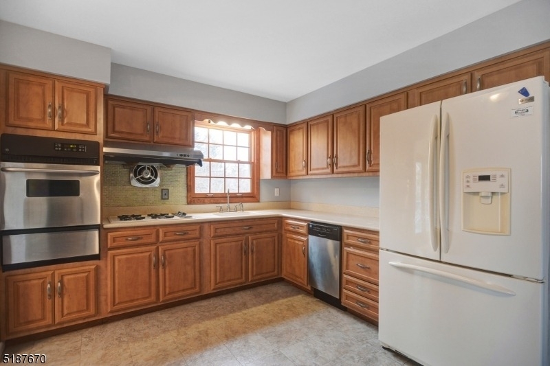 28 Bear Brook Ln - Photo 7