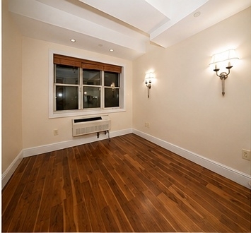 31st Ave #4A - Photo 1