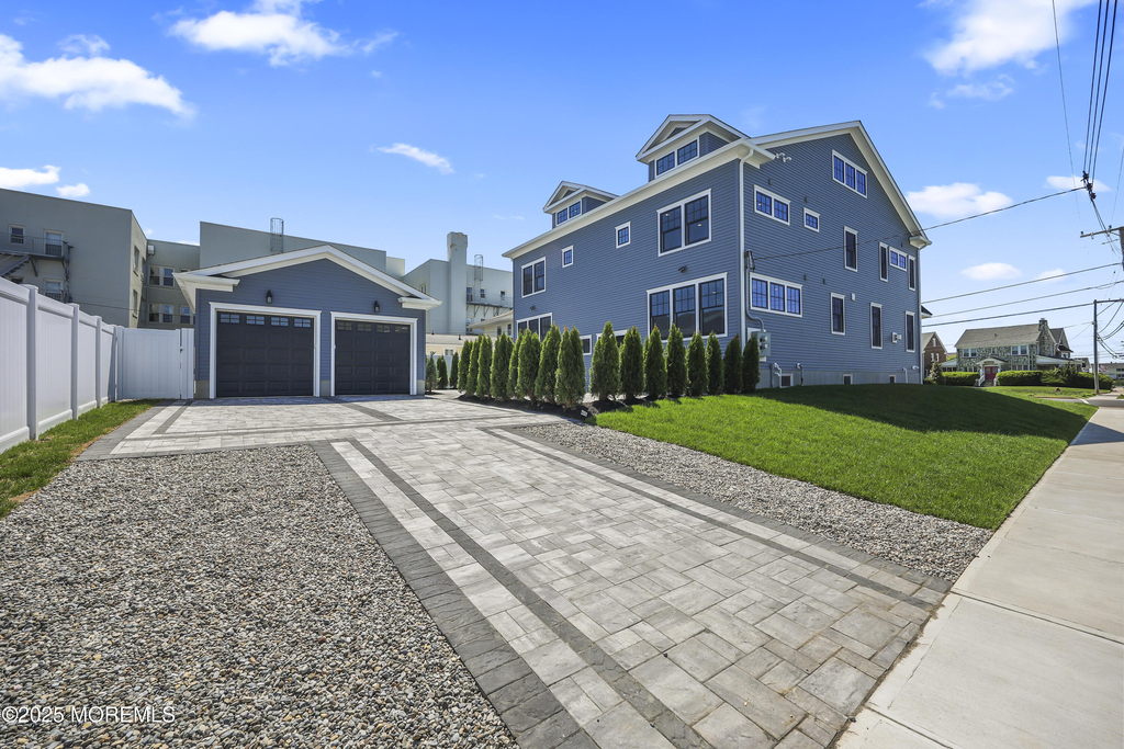114 2nd Avenue - Photo 5