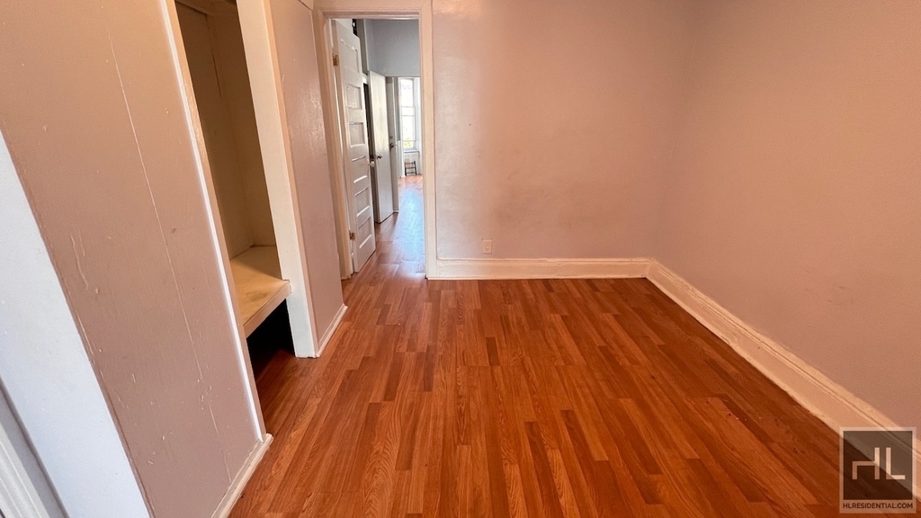 9746 Drew Street - Photo 5
