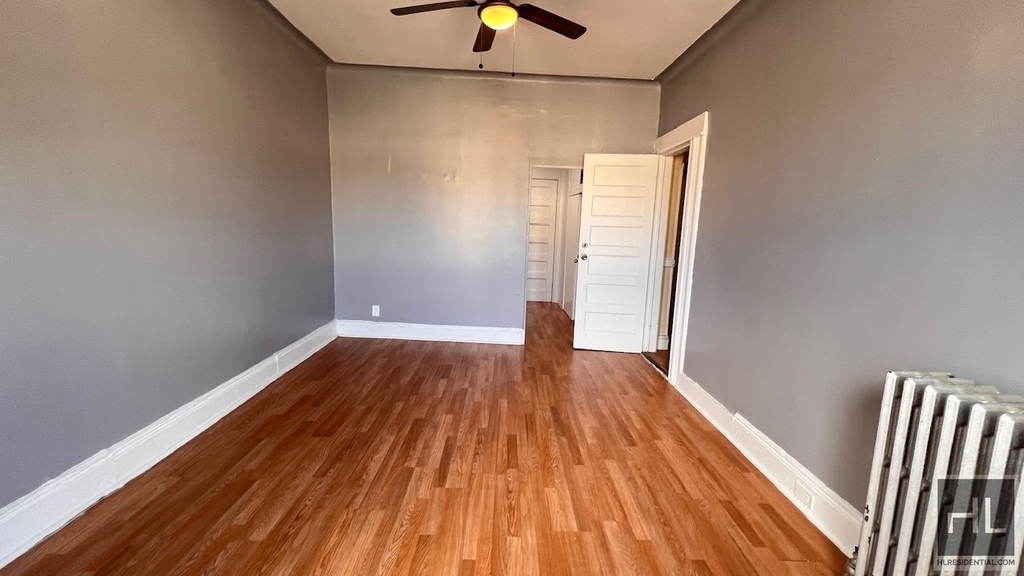 9746 Drew Street - Photo 8