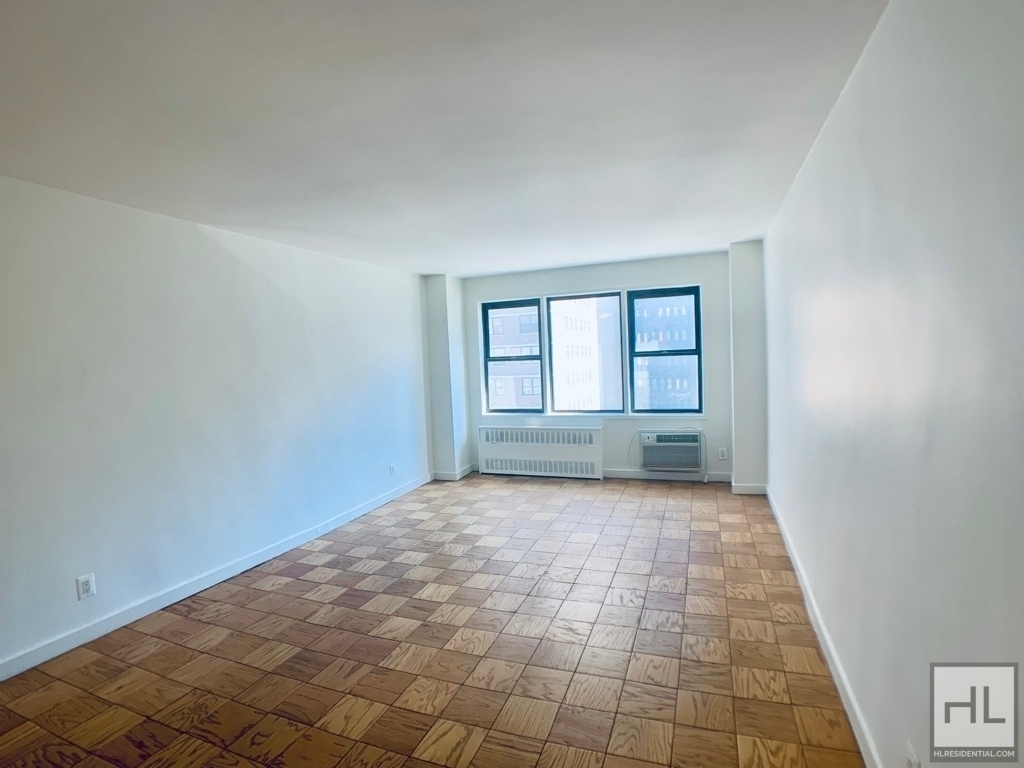 East 36 Street - Photo 0