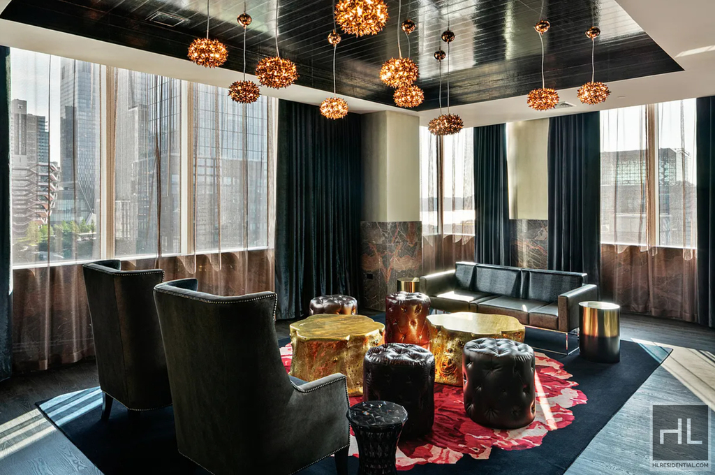 West 36 Street - Photo 5