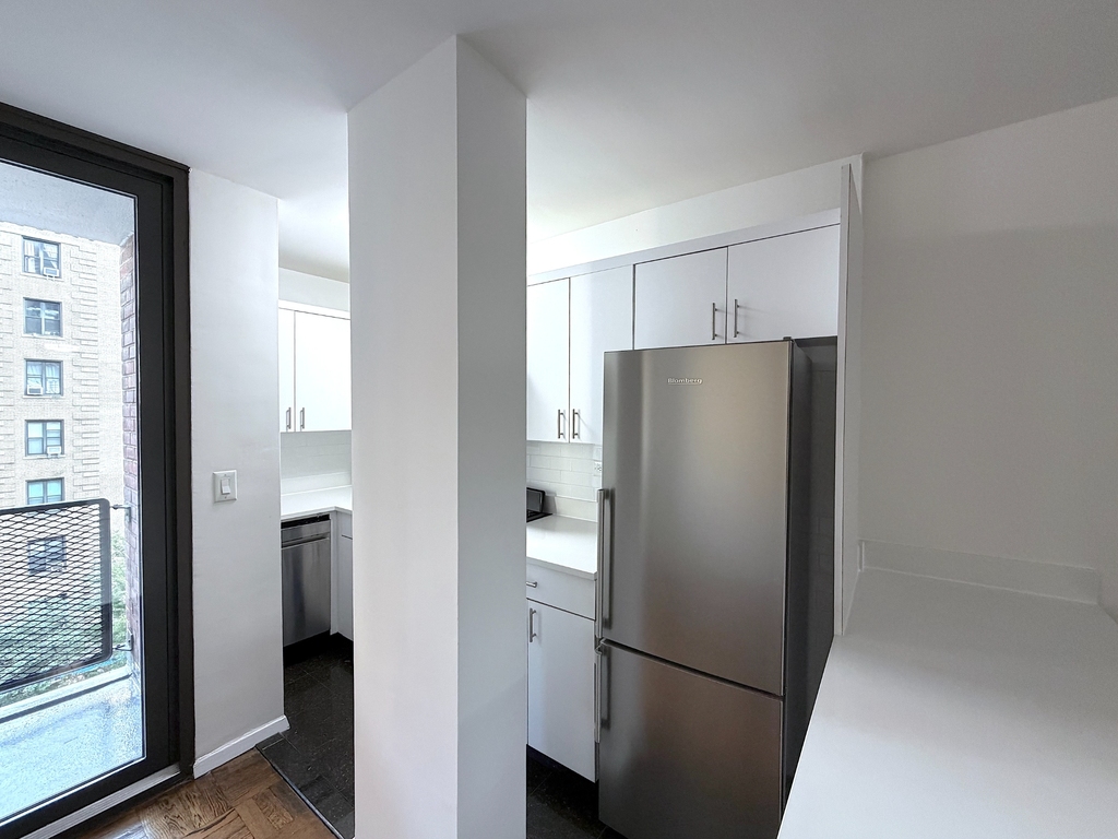 East 35th Street - Photo 1