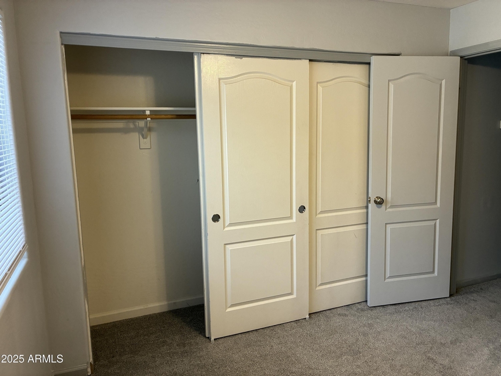 25550 W Pioneer Street - Photo 23