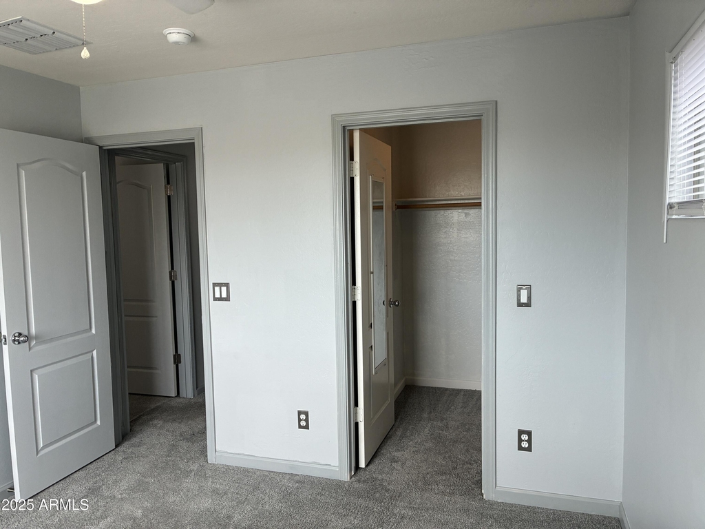 25550 W Pioneer Street - Photo 29