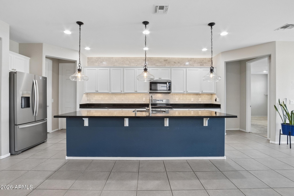 17766 W Granite View Drive - Photo 9
