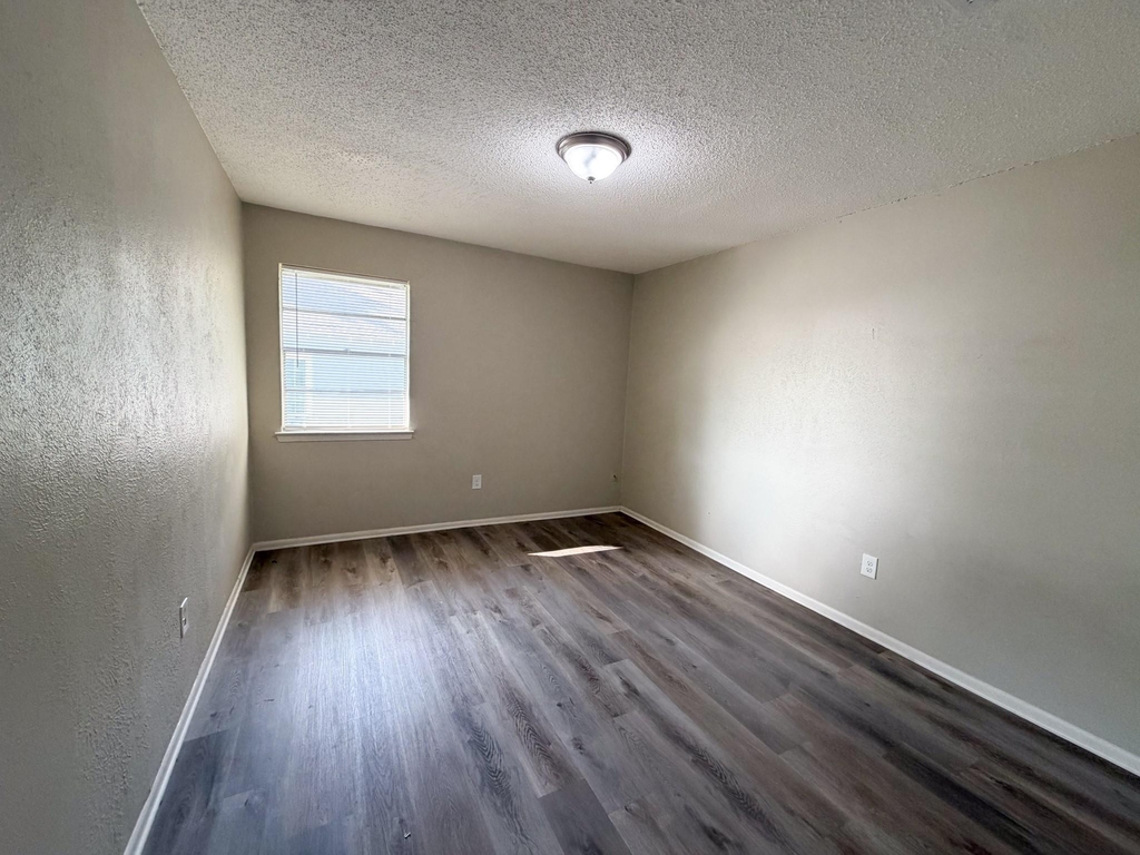 101 W Latimer Street - Photo 10