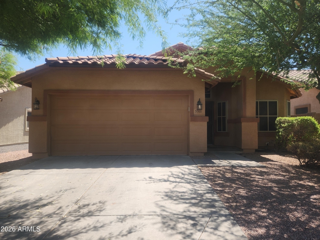 5511 S 15th Way - Photo 0