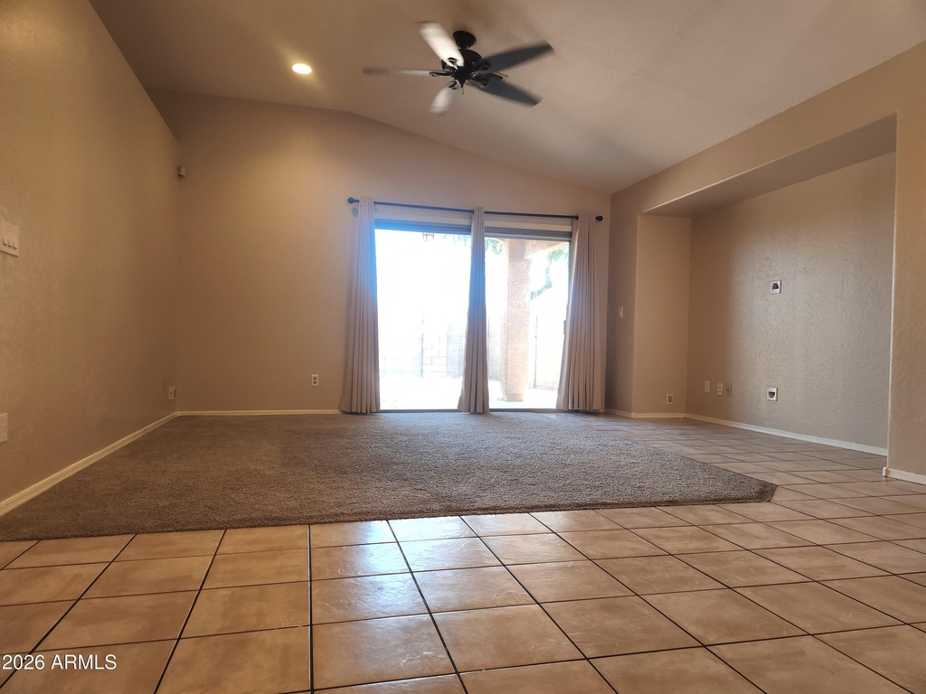 5511 S 15th Way - Photo 5