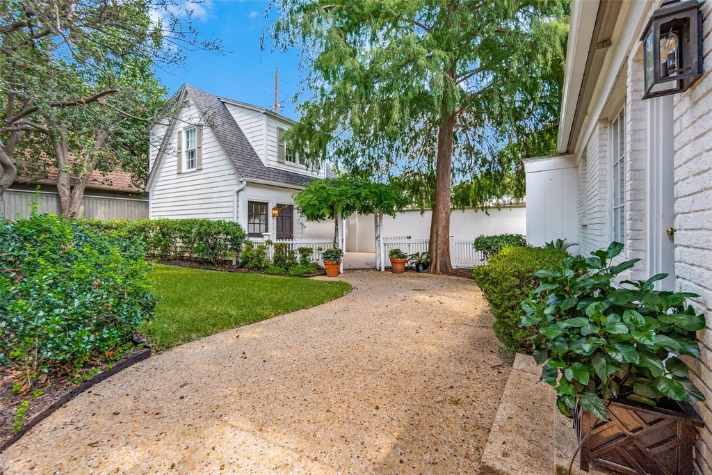 4504 Livingston Avenue - Photo 22