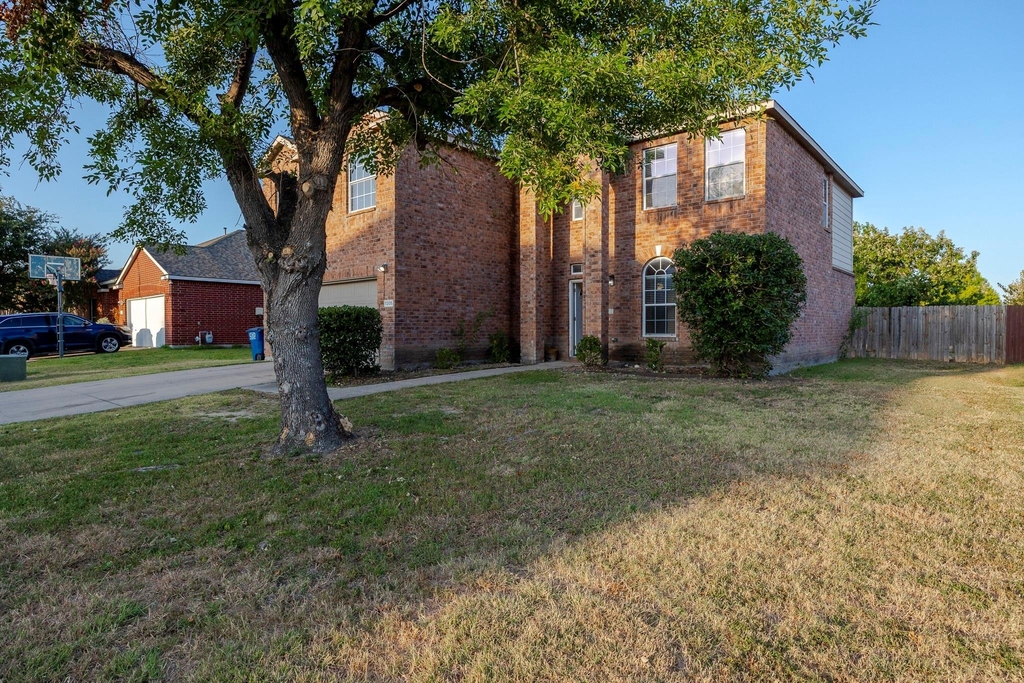 1305 Auburn Drive - Photo 39