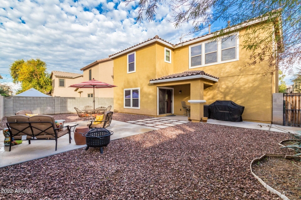 10829 W Mariposa Drive - Photo 18