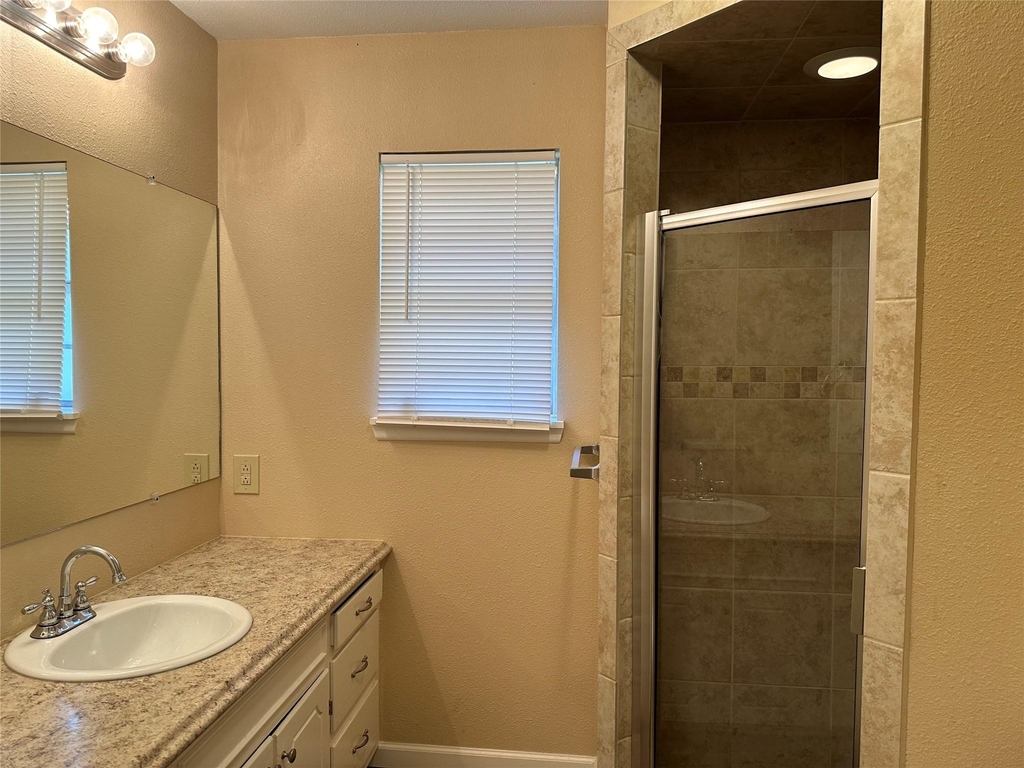 2518 S 38th Street - Photo 14