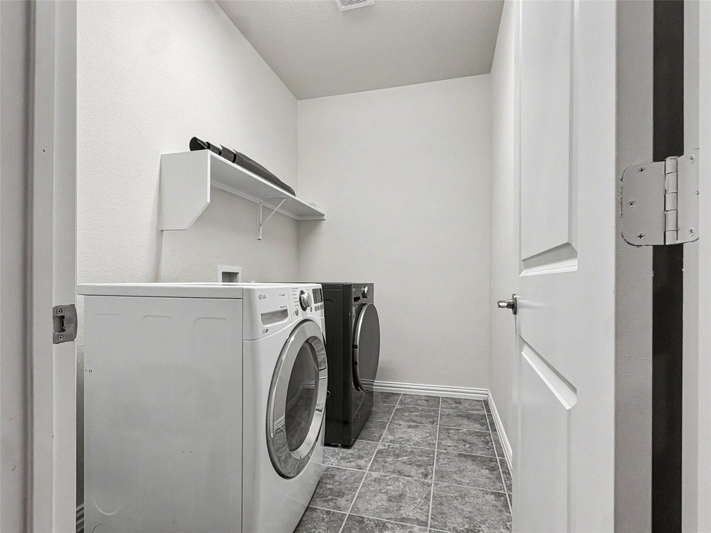 2348 Candler Club Way - Photo 19