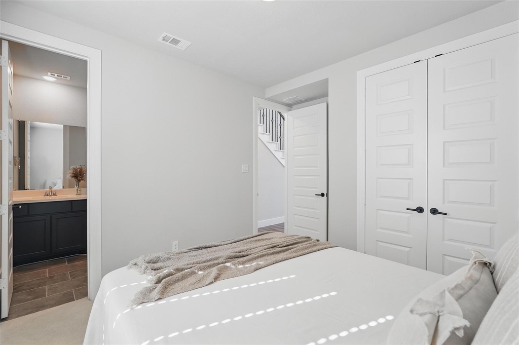 3003 Wind Knot Way - Photo 29