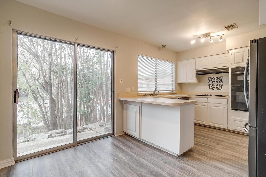5947 Chimney Wood Circle - Photo 6