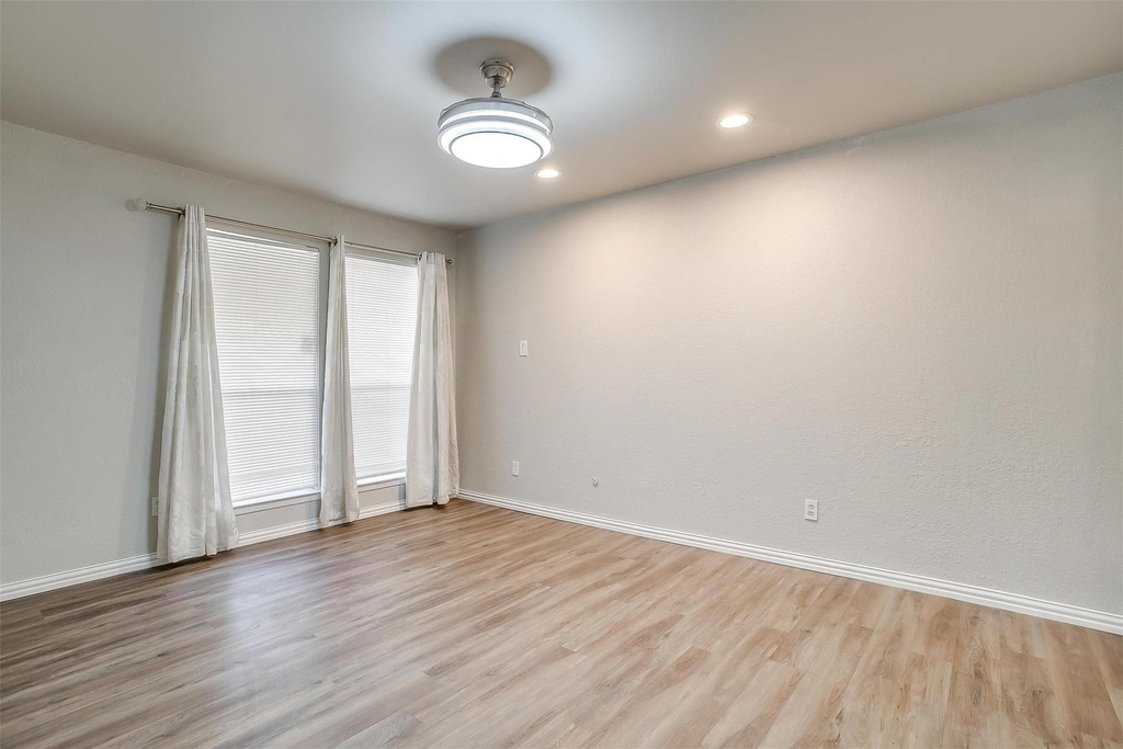 5947 Chimney Wood Circle - Photo 13