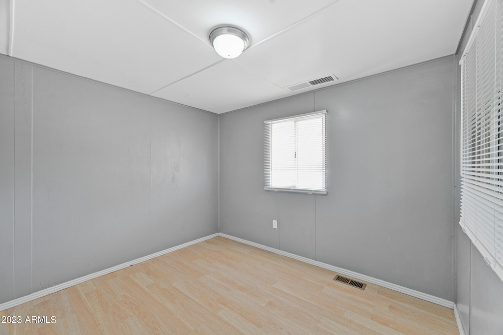 2055 W Gregory Street - Photo 8