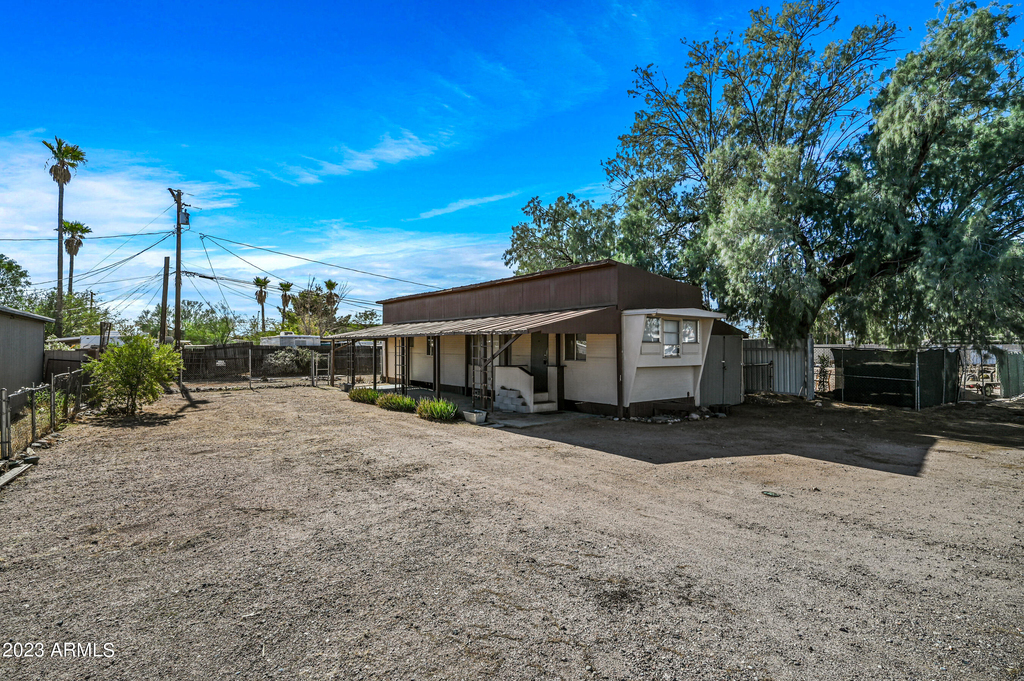 2055 W Gregory Street - Photo 0