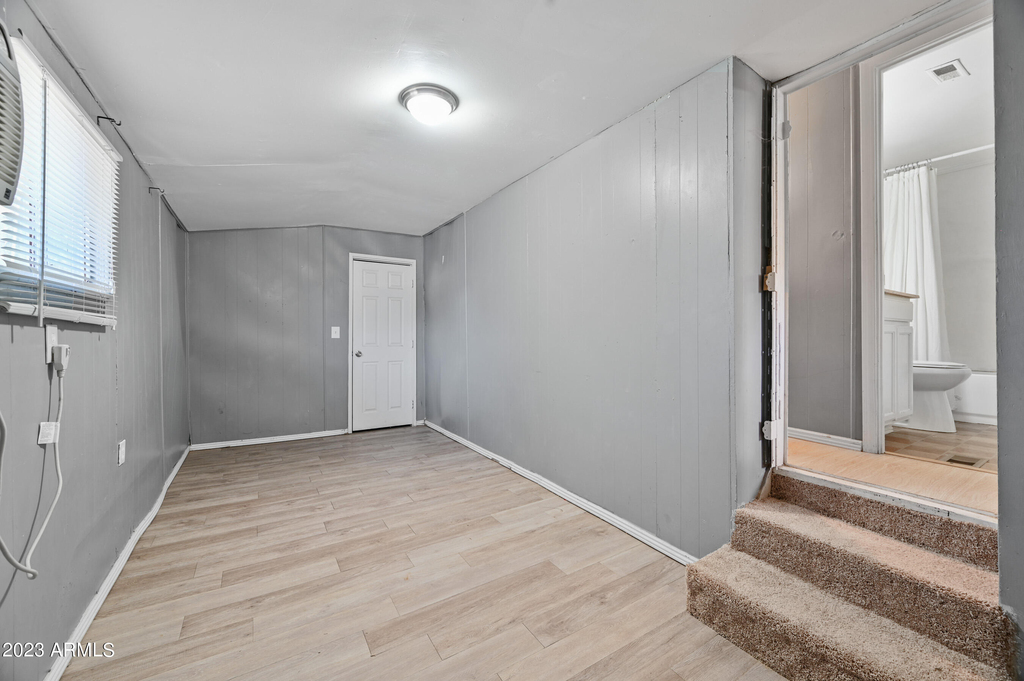 2055 W Gregory Street - Photo 9