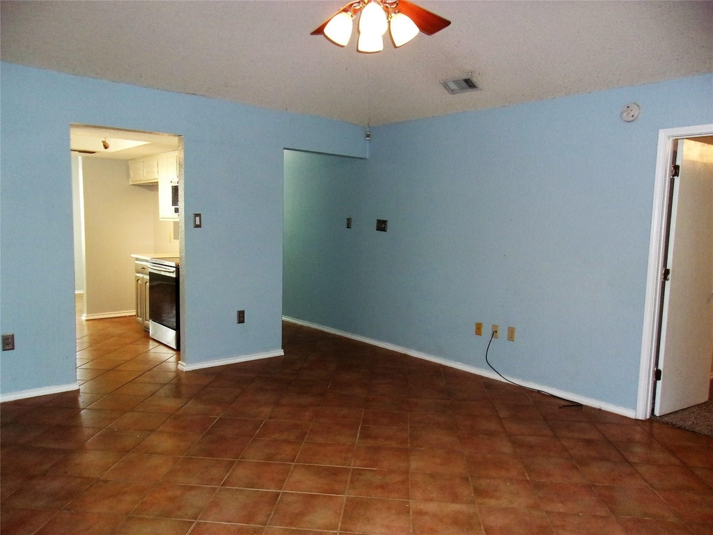 4200 Rye Glen Drive - Photo 3