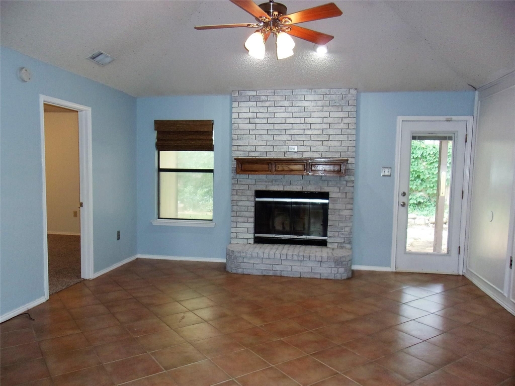 4200 Rye Glen Drive - Photo 2